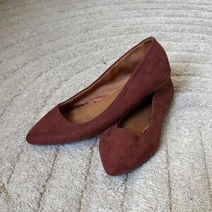 H&M Women's Pointed Toe Suede Flats - Burgundy